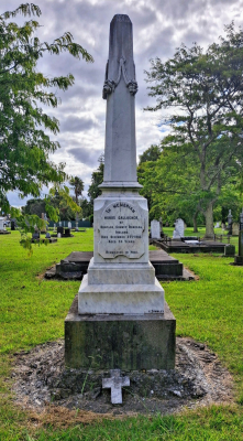 Picture of Makaraka cemetery, block MKB, plot 162.