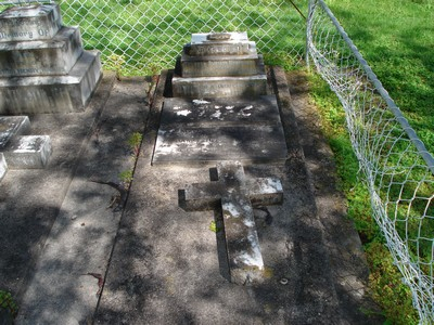Picture of Makaraka cemetery, block MKF, plot 989.