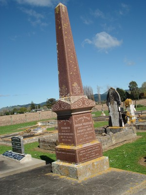 Picture of PATUTAHI cemetery, block PATG, plot 50.