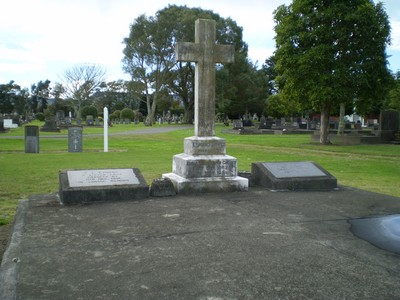 Picture of Taruheru cemetery, block 11, plot 11.