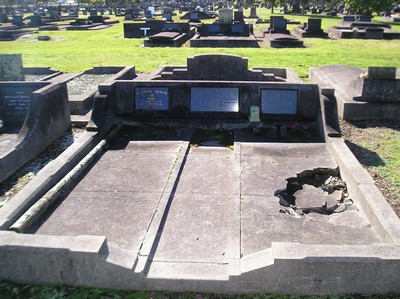 Picture of Taruheru cemetery, block 14, plot 18.