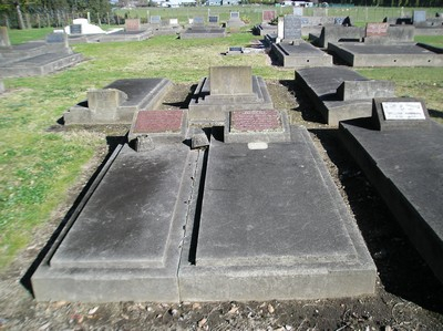 Picture of TARUHERU cemetery, block 15, plot 26.