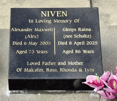 Picture of TARUHERU cemetery, block 15, plot 89.