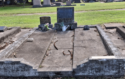 Picture of Taruheru cemetery, block 16, plot 15.