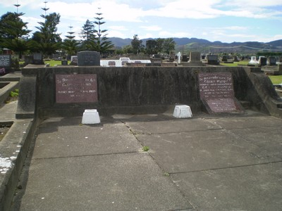 Picture of Taruheru cemetery, block 16, plot 47.