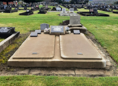 Picture of TARUHERU cemetery, block 17, plot 22.