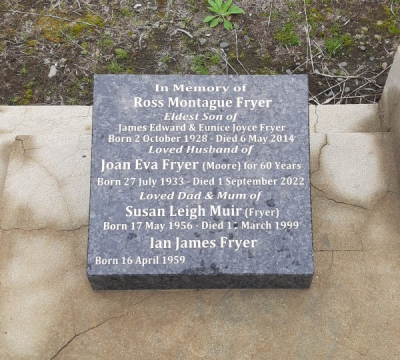 Picture of TARUHERU cemetery, block 17, plot 22.