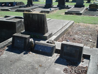 Picture of TARUHERU cemetery, block 20, plot 106.