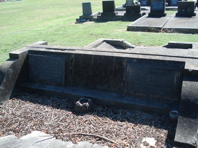 Picture of Taruheru cemetery, block 20, plot 164.