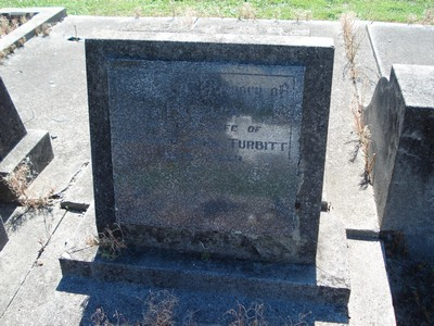 Picture of Taruheru cemetery, block 21, plot 148.