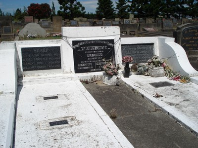 Picture of TARUHERU cemetery, block 21, plot 241.