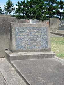 Picture of TARUHERU cemetery, block 21, plot 252.