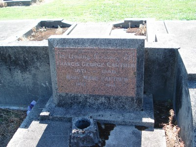 Picture of Taruheru cemetery, block 21, plot 283.