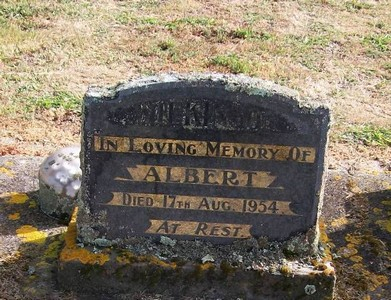 Picture of TARUHERU cemetery, block 22, plot 355.