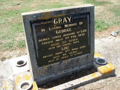 Picture of Taruheru cemetery, block 25, plot 114.