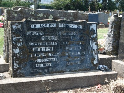 Picture of TARUHERU cemetery, block 26, plot 429.