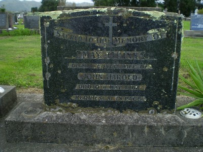 Picture of Taruheru cemetery, block 27, plot 334.