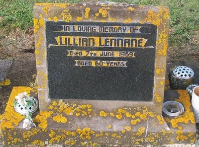 Picture of Taruheru cemetery, block 28, plot 370.