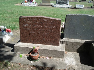 Picture of Taruheru cemetery, block 29, plot 526.