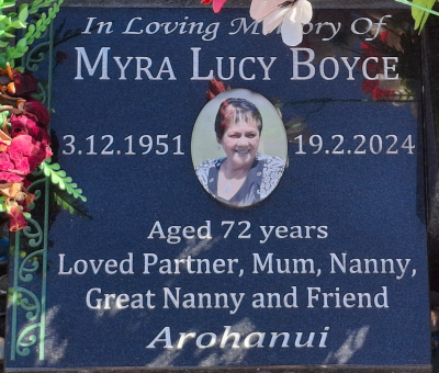 Picture of Taruheru cemetery, block 35, plot 278.