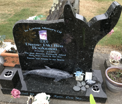 Picture of TARUHERU cemetery, block 37, plot 258.