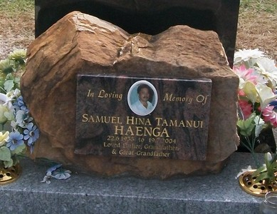 Picture of TARUHERU cemetery, block 39, plot 218.