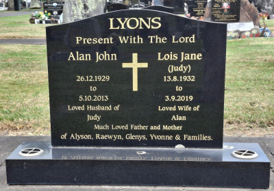 Picture of TARUHERU cemetery, block 41, plot 458.