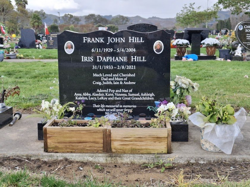Picture of Taruheru cemetery, block 42, plot 390.