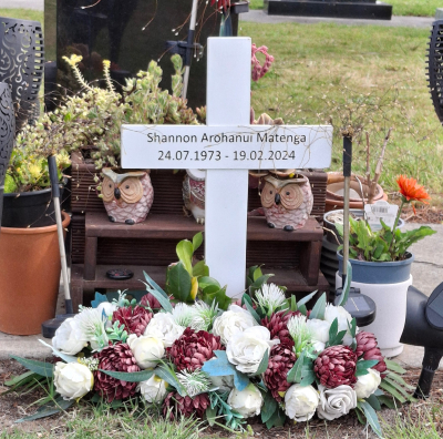 Picture of TARUHERU cemetery, block 43, plot 103.