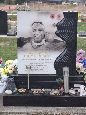 Picture of TARUHERU cemetery, block 43, plot 75.