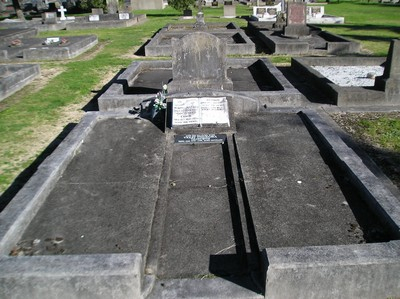 Picture of Taruheru cemetery, block 4, plot 29.