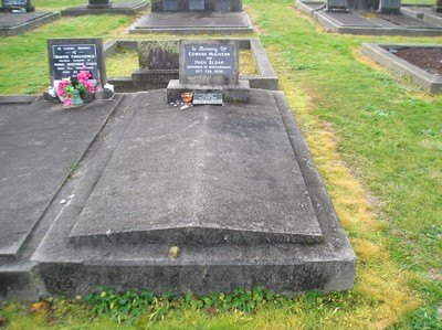 Picture of Taruheru cemetery, block 5, plot 53.