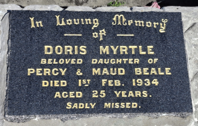 Picture of TARUHERU cemetery, block 5, plot 60.