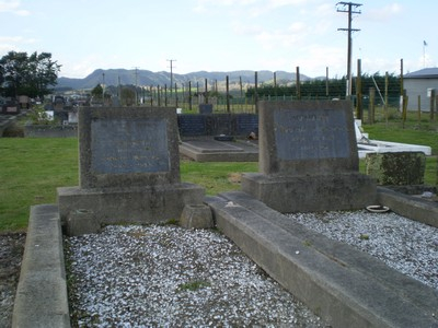 Picture of TARUHERU cemetery, block 7, plot 15.