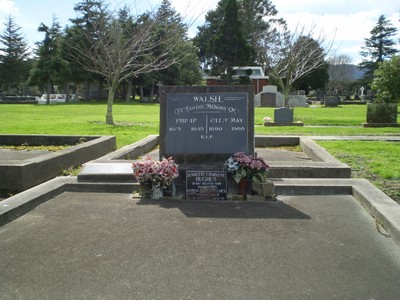 Picture of Taruheru cemetery, block 9, plot 50.