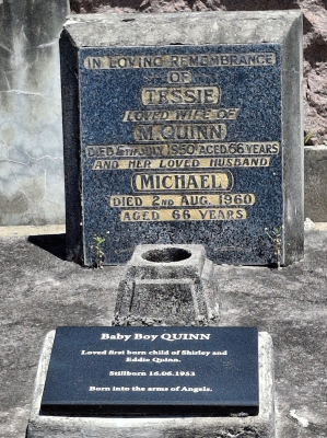 Picture of Taruheru cemetery, block R, plot 78A.