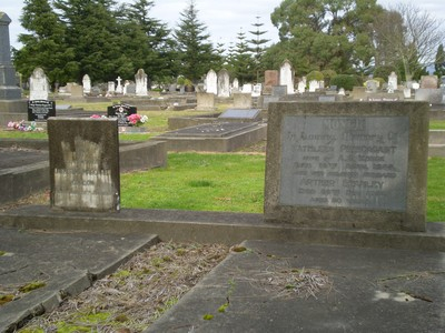 Picture of Taruheru cemetery, block SEC1, plot 1.