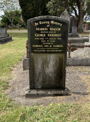 Picture of Taruheru cemetery, block SEC1, plot 121.