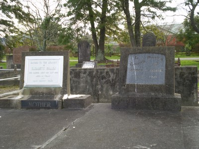 Picture of TARUHERU cemetery, block SEC1, plot 125.