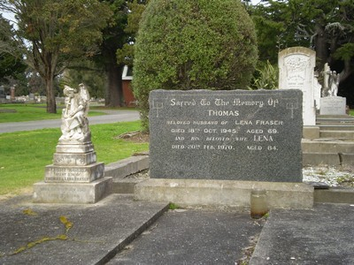 Picture of TARUHERU cemetery, block SEC1, plot 15.