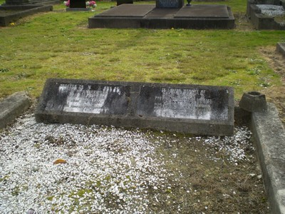 Picture of TARUHERU cemetery, block SEC1, plot 199.