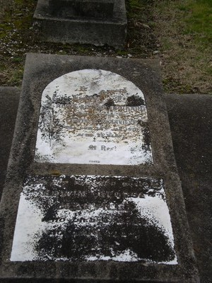 Picture of TARUHERU cemetery, block SEC1, plot 45.