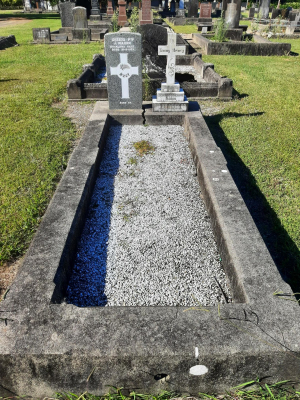 Picture of Taruheru cemetery, block SEC1, plot 505.