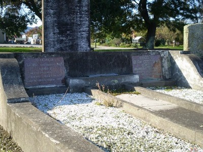 Picture of Taruheru cemetery, block SEC2, plot 577.