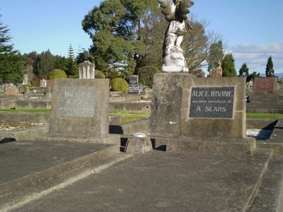 Picture of Taruheru cemetery, block SEC2, plot 661.