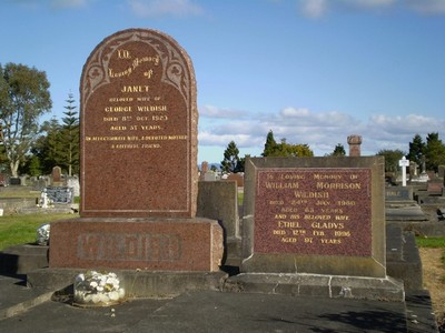 Picture of TARUHERU cemetery, block SEC2, plot 703.