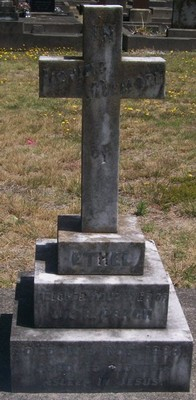 Picture of Taruheru cemetery, block SEC2, plot 774.