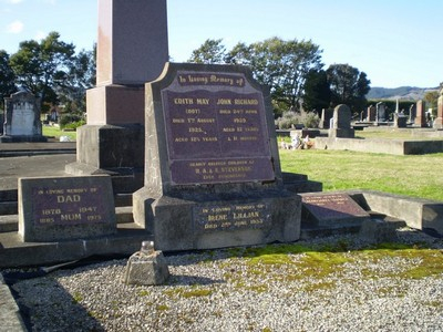 Picture of Taruheru cemetery, block SEC2, plot 844.