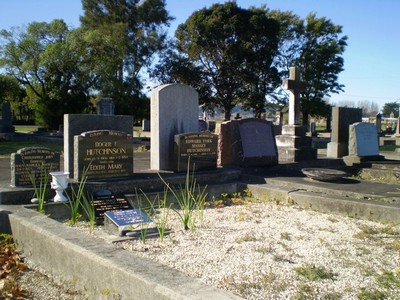 Picture of Taruheru cemetery, block SEC3, plot 1032.