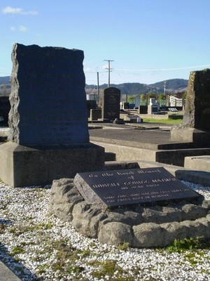 Picture of Taruheru cemetery, block SEC3, plot 1373.